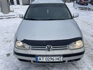 Авто Volkswagen Golf 1999 № 8407463