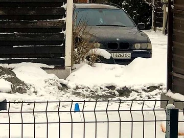 Авто BMW 5 Series 1999 № 8407466