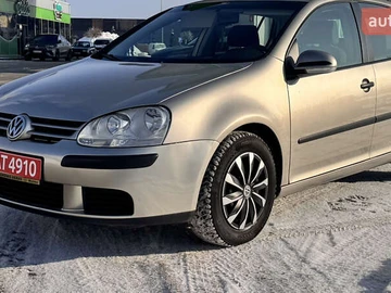 Авто Volkswagen Golf 2004 № 8407505