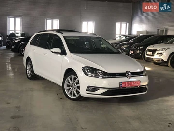 Авто Volkswagen Golf 2019 № 8407627
