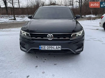 Авто Volkswagen Tiguan 2017 № 8407636