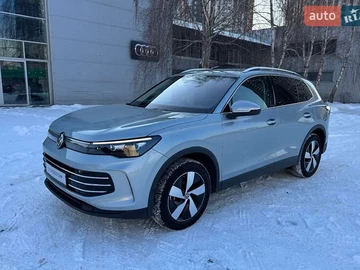 Авто Volkswagen Tiguan 2024 № 8407706
