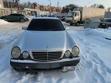 Авто Mercedes E-Class 2001 № 8407855