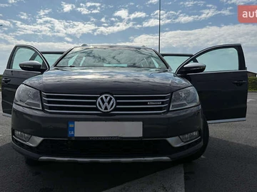 Авто Volkswagen Passat 2012 № 8408034