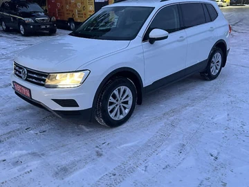 Авто Volkswagen Tiguan 2018 № 8408149