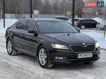 Авто Skoda Superb 2015 № 8408150