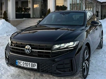 Авто Volkswagen Touareg 2024 № 8408400