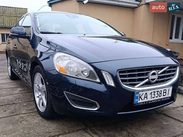 Авто Volvo S60 2011 № 8408605