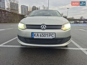Авто Volkswagen Polo 2011 № 8408803