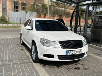 Авто Skoda Octavia 2009 № 8408897