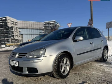Авто Volkswagen Golf 2003 № 8410292
