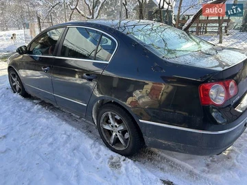 Авто Volkswagen Passat 2006 № 8410309