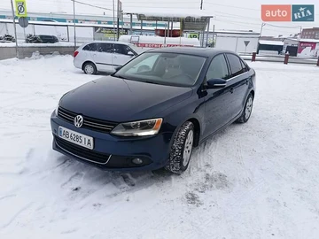 Авто Volkswagen Jetta 2011 № 8410789