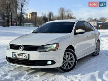 Авто Volkswagen Jetta 2010 № 8410795
