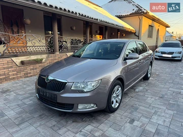 Авто Skoda Superb 2010 № 8410857