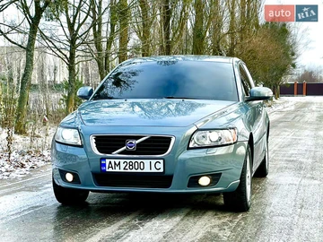 Авто Volvo V50 2009 № 8410881