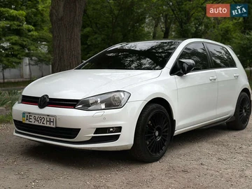 Авто Volkswagen Golf 2013 № 8410993