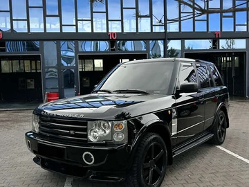 Авто Land Rover Range Rover 2004 № 8411245