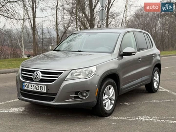 Авто Volkswagen Tiguan 2010 № 8411384