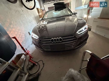 Авто Audi S5 2018 № 8411985
