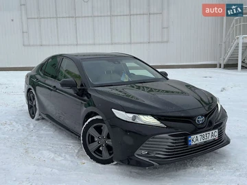 Авто Toyota Camry 2019 № 8412027