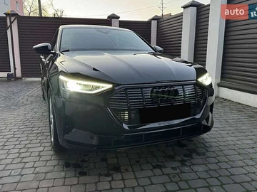 Авто Audi E-Tron 2021 № 8412046