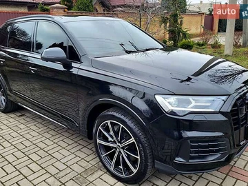 Авто Audi Q7 2022 № 8412194