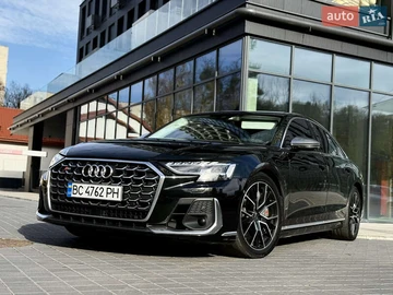 Авто Audi S8 2022 № 8412298