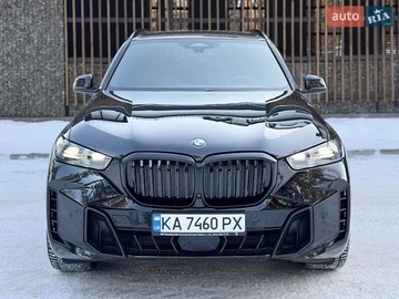Авто BMW X5 2023 № 8412306