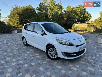 Авто Renault Grand Scenic 2012 № 8412442