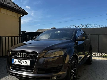 Авто Audi Q7 2007 № 8412450