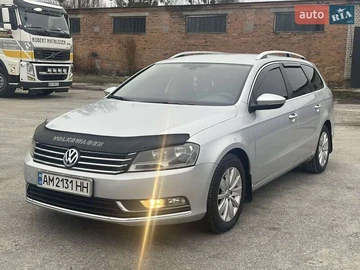 Авто Volkswagen Passat 2012 № 8412451