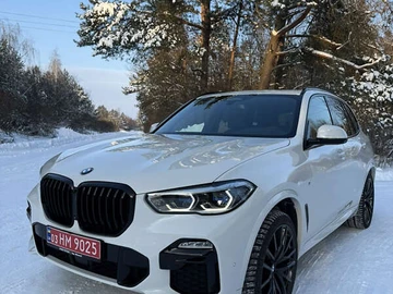 Авто BMW X5 2021 № 8412493