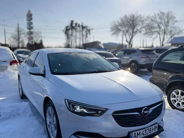 Авто Opel Insignia 2018 № 8413234