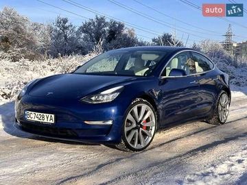 Авто Tesla Model 3 2018 № 8413248