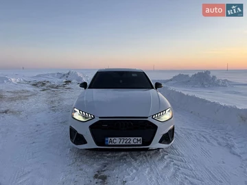 Авто Audi A4 2021 № 8413450