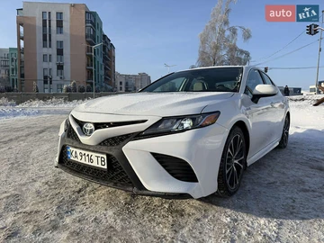 Авто Toyota Camry 2020 № 8413454
