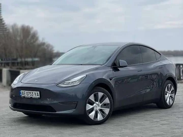 Авто Tesla Model Y 2021 № 8413475