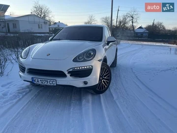 Авто Porsche Cayenne 2011 № 8413892