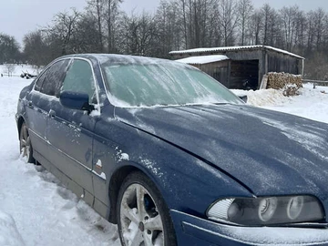 Авто BMW 5 Series 2001 № 8415165
