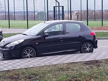 Авто Peugeot 206 Plus 2012 № 8415196