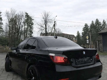 Авто BMW 5 Series 2005 № 8415451