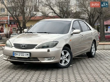 Авто Toyota Camry 2004 № 8415508