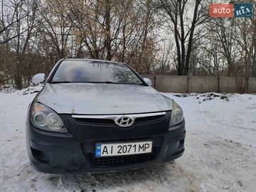Авто Hyundai I30 2010 № 8415510