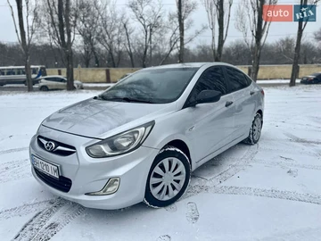 Авто Hyundai Accent 2011 № 8415540