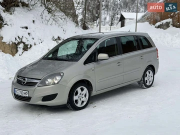 Авто Opel Zafira 2010 № 8415662