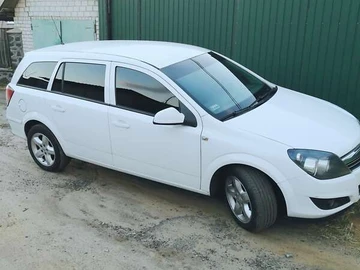 Авто Opel Astra 2012 № 8415668