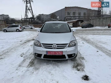 Авто Volkswagen Golf Plus 2007 № 8415735