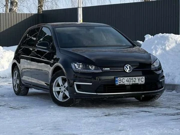 Авто Volkswagen E-Golf 2015 № 8416163