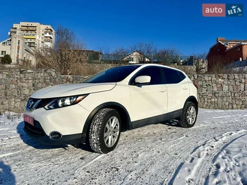 Авто Nissan Rogue Sport 2017 № 8416305